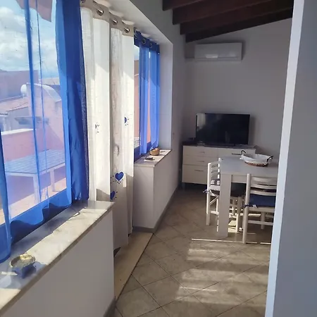 Onda Azzurra Apartment *